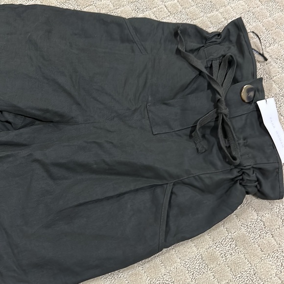 Zara paper bag pants, XS - Picture 2 of 2